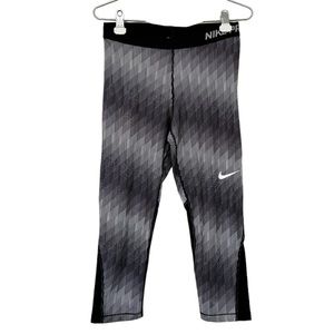 Nike Pro Dri-Fit Black and White Leggings, size L